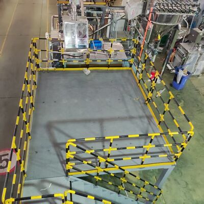 comprar EC SC WP Línea de embalaje de plaguicidas totalmente automática para embalaje de bolsas Fabricación en línea