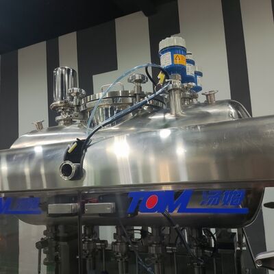 comprar Máquina de llenado de líquido de detergente 1-5L con tapa y etiquetado integrado online manufacture