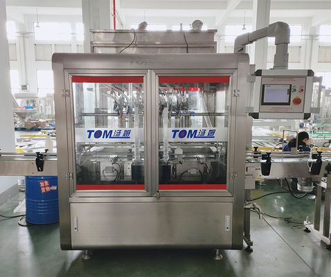 100 ml-1L 8 boquillas Máquina automática de embalaje químico controlada por PLC para alcohol etílico