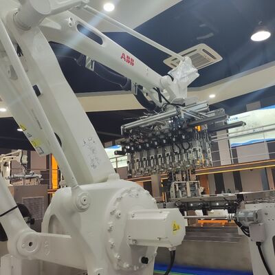 Máquina llenadora de removedor de manchas de venta caliente hecha en fábrica